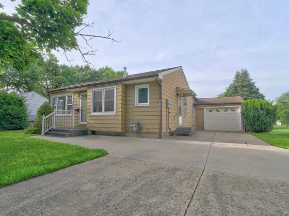 1108 5th Ave N, Estherville, IA 51334