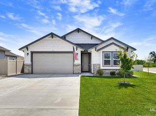 1001 E Pursuit Dr, Kuna, ID 83634