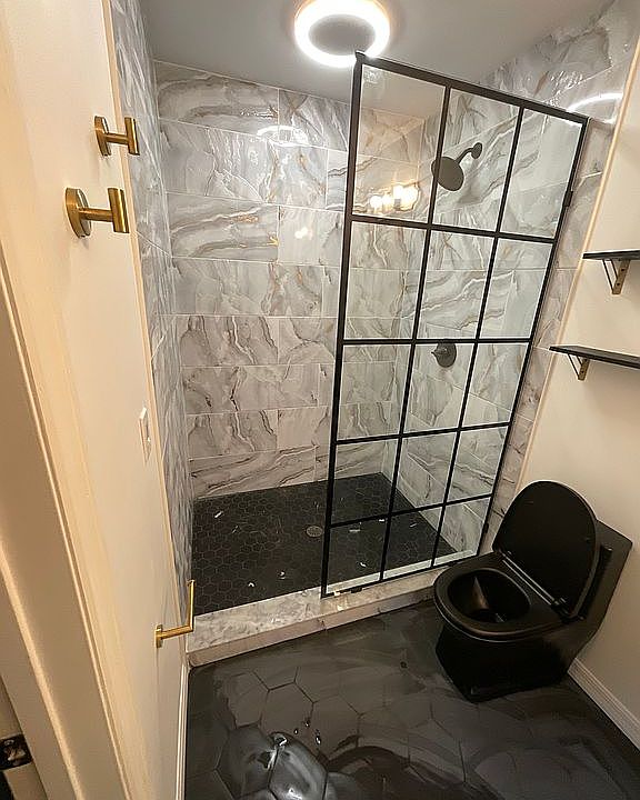 Master bathroom 