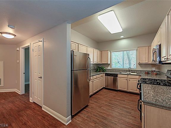 2nd image of 5250 S Rainbow Blvd Unit 1153