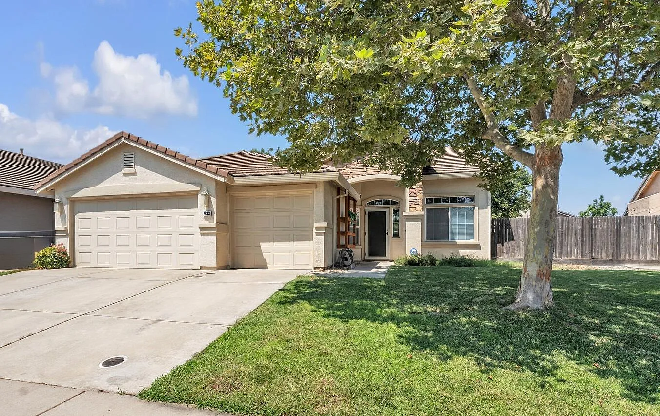 7933 Quaker Ridge Way photo 1