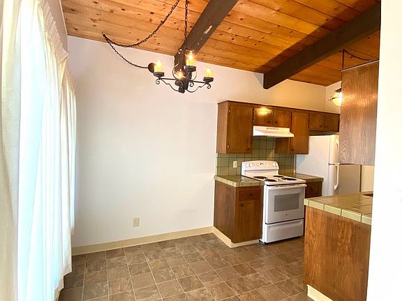 3rd image of 235 Dunecrest Ave APT 3