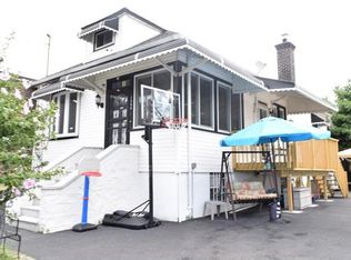 2566 Laconia Ave, Bronx, NY 10469