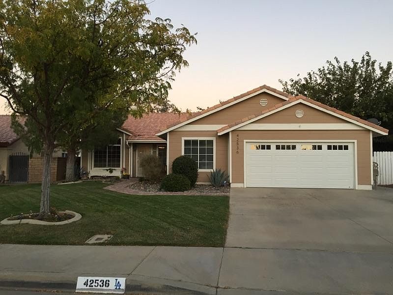 1st image of 42536 Plains Dr