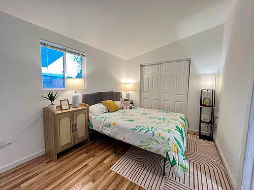 2887 Fordham St Photo 1