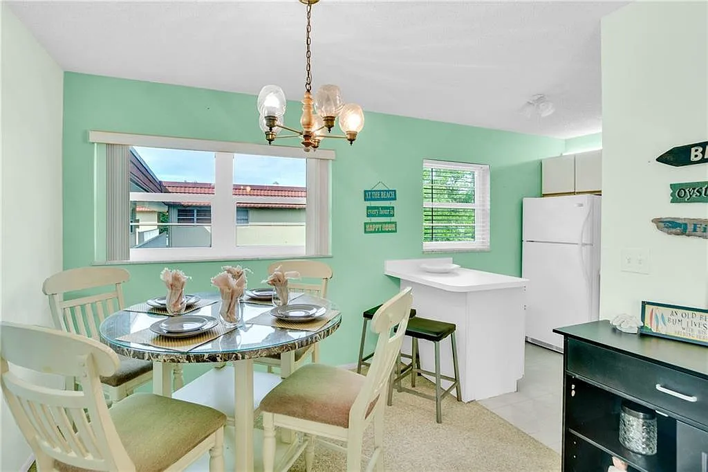 2 bed, 2.0 bath, 1000 sqft, $1,500 — Photo 1