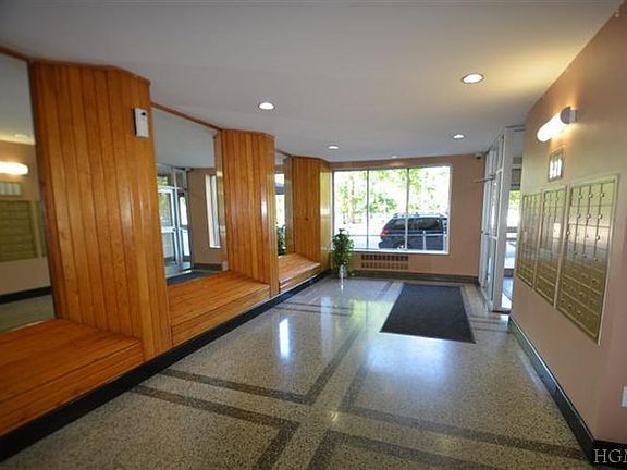 2nd image of 180 Van Cortlandt Park S APT 1A