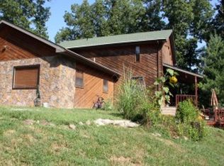 7939 Hopi Dr, Harrison, AR 72601