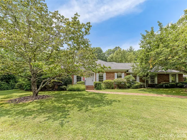 108 Sondley Pkwy, Asheville, NC 28805