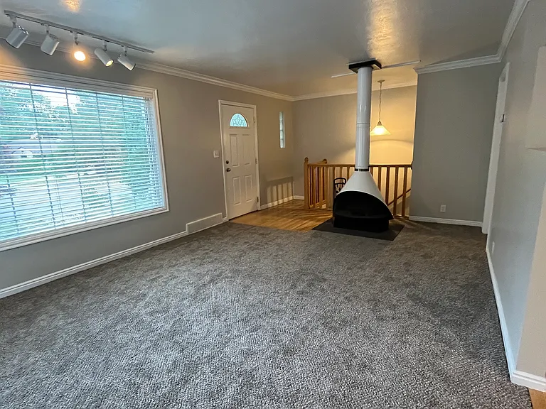 2757 E Kenton Dr — Photo 4