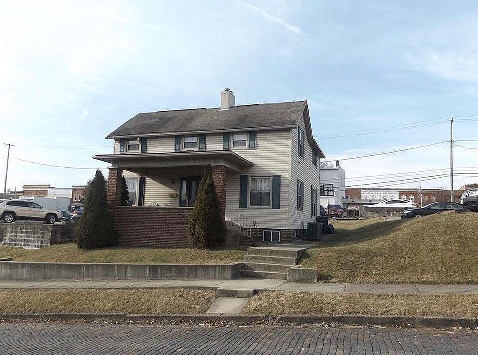 1st image of 111 N Jackson St