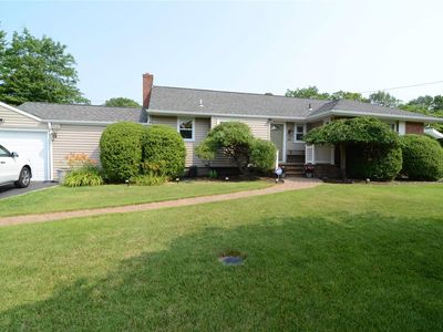 24 Chadwick Road, Syosset, NY, 11791