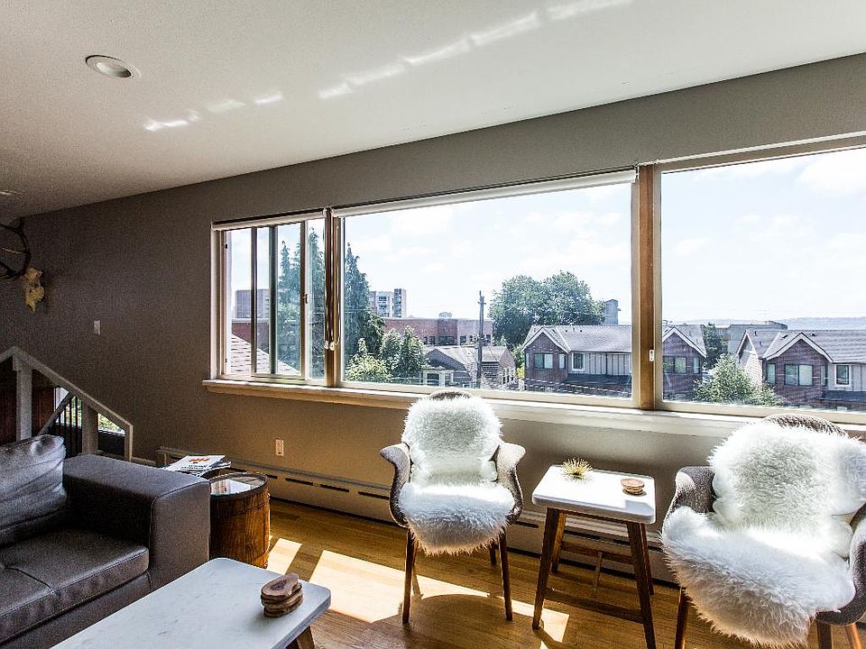 Large windows and natural light