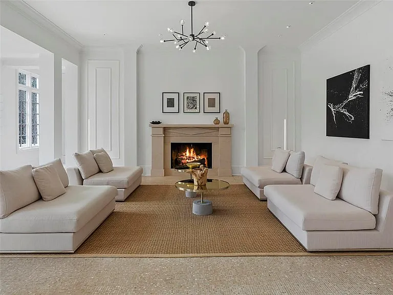 997 Davis Dr — Photo 18