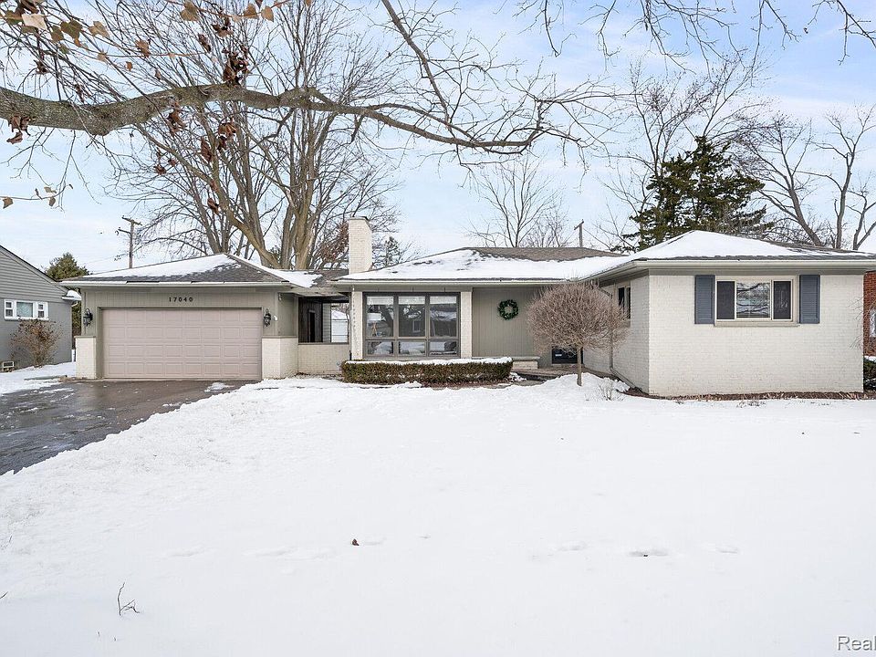 1st image of 17040 Dunblaine Ave