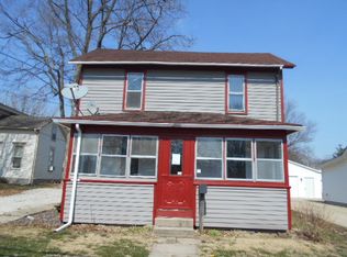518 E Wall St, Morrison, IL 61270