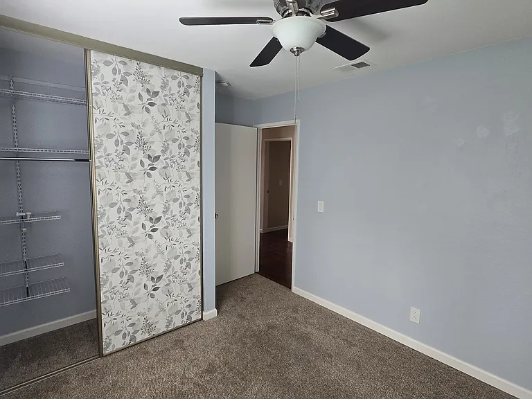 4844 Libra Ct — Photo 18