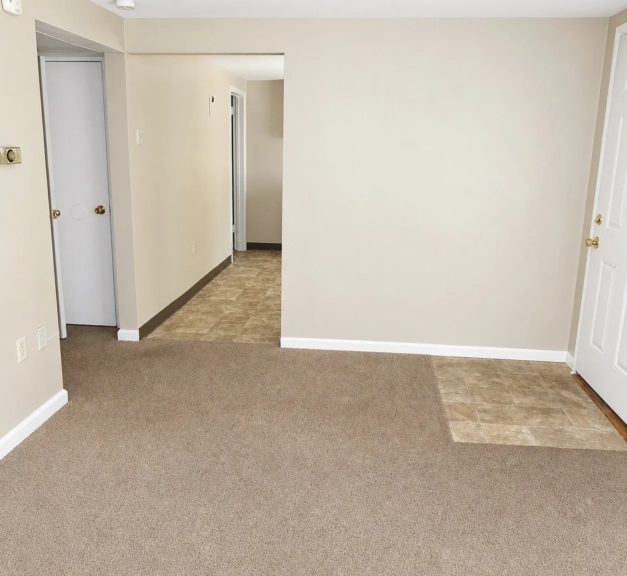 1 bed, $1,100 — Photo 1