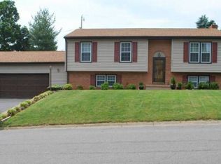 4320 Cordell Dr, Roanoke, VA 24018