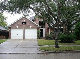 147 Chandler Ct, Sugar Land, TX 77479