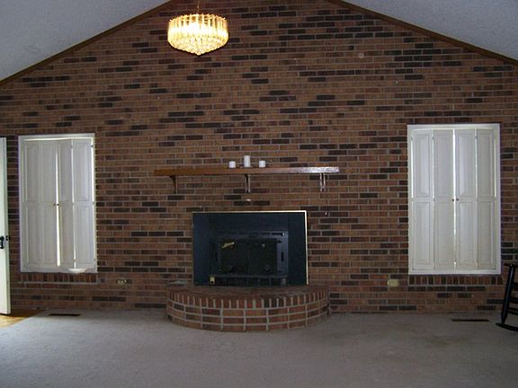Living Room w/Fireplace