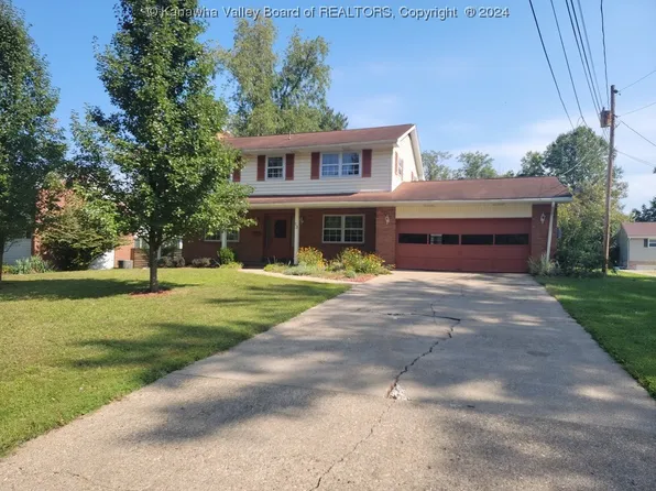 15 Aliff Ln, Saint Albans, WV 25177