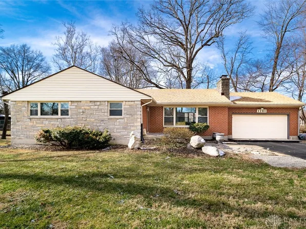 1161 Firewood Dr, Dayton, OH 45430