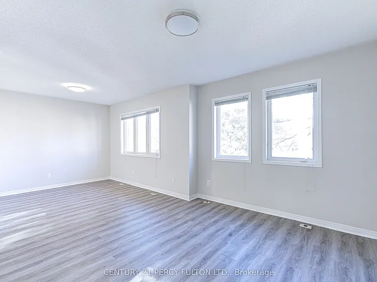28 Rosebank Dr #907 — Photo 27