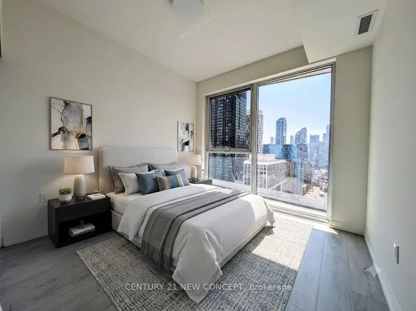 280 Dundas St W, Toronto, ON