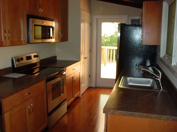 3rd image of 3716 Linda Ln