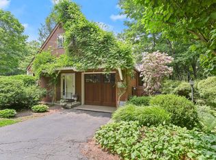 187 Chestnut Hill Rd, Wilton, CT 06897
