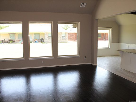 4th image of 10425 S 233rd East Pl