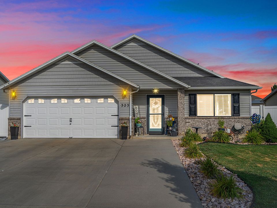 1st image of 323 N Century Dr