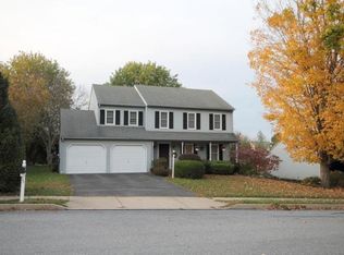 1549 Dunmore Dr, Lancaster, PA 17602