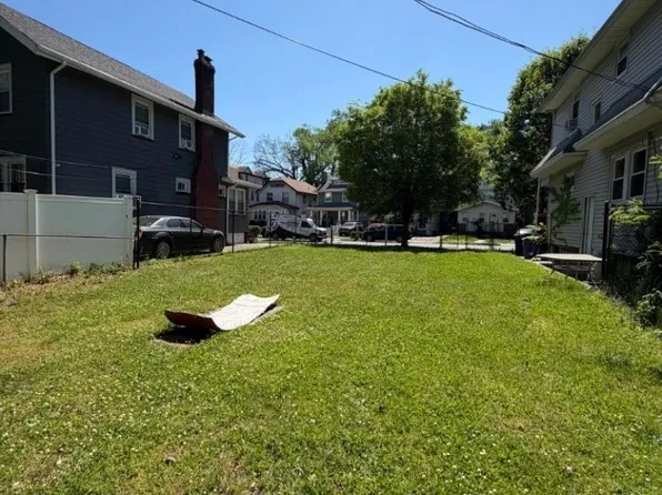 275 N Maple Ave, East Orange City, NJ 07017