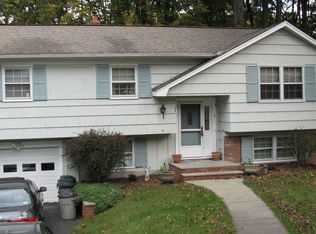 9 Partridge Ln, Sparta, NJ 07871