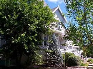 100 Oakbrook Ln, Cloverdale, CA 95425