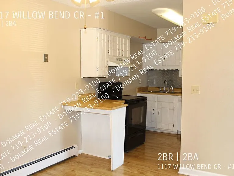 1117 Willow Bend Cir #1 — Photo 8