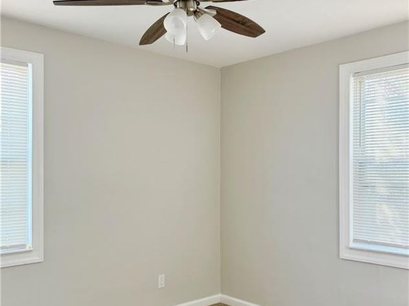 norfolk-virginia-79218850 picture