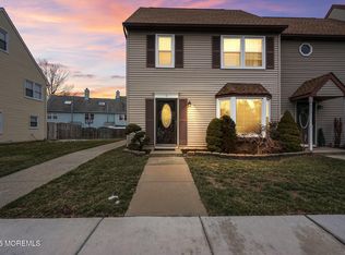 7 Revere Ct, Jackson, NJ 08527