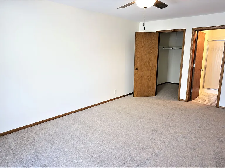 6300 York Ave S — Photo 22
