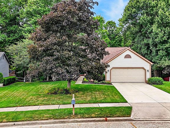 3rd image of 8502 Landseer Dr
