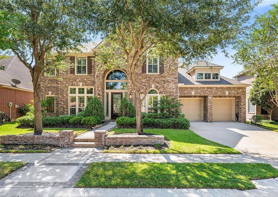 1st image of 18819 Banyan Cove Ln