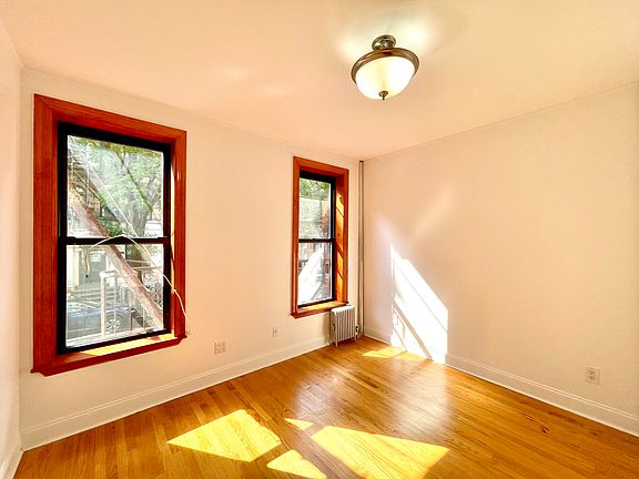 3rd image of 53 E 7th St #C3