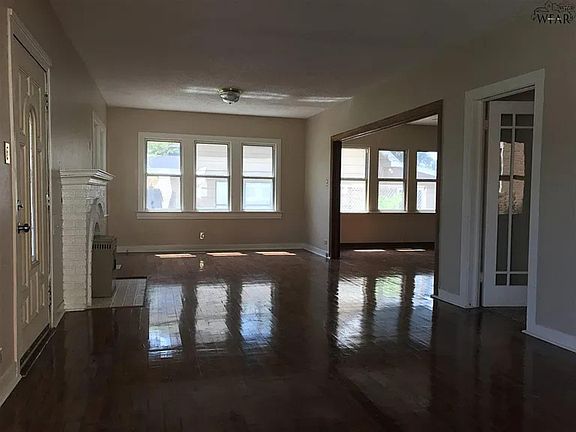 4th image of 3108 10th St
