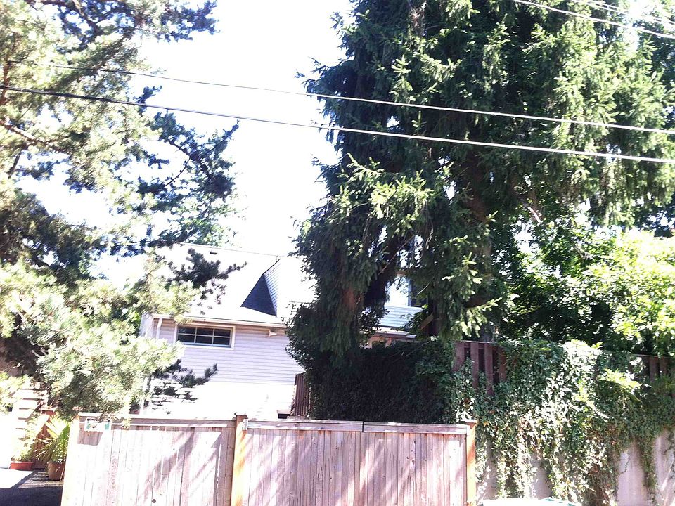 1st image of 8803 26th Ave NE