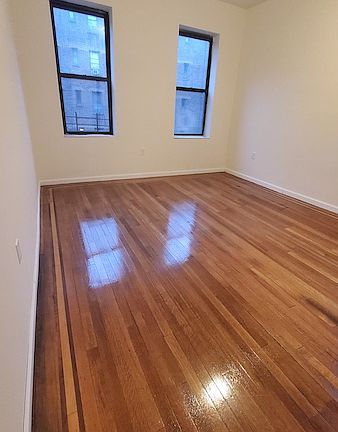5th image of 117-14 Union Tpke #Fd6