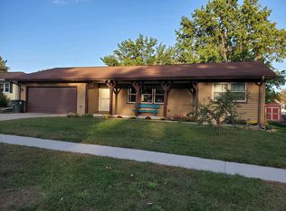 823 Nancy Rd, Waterloo, IA 50701