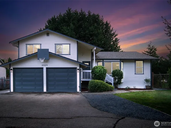 2009 N 154th Place, Shoreline, WA 98133