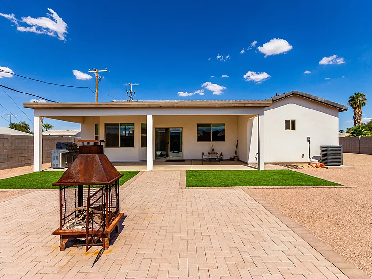 8944 W Century Dr — Photo 11